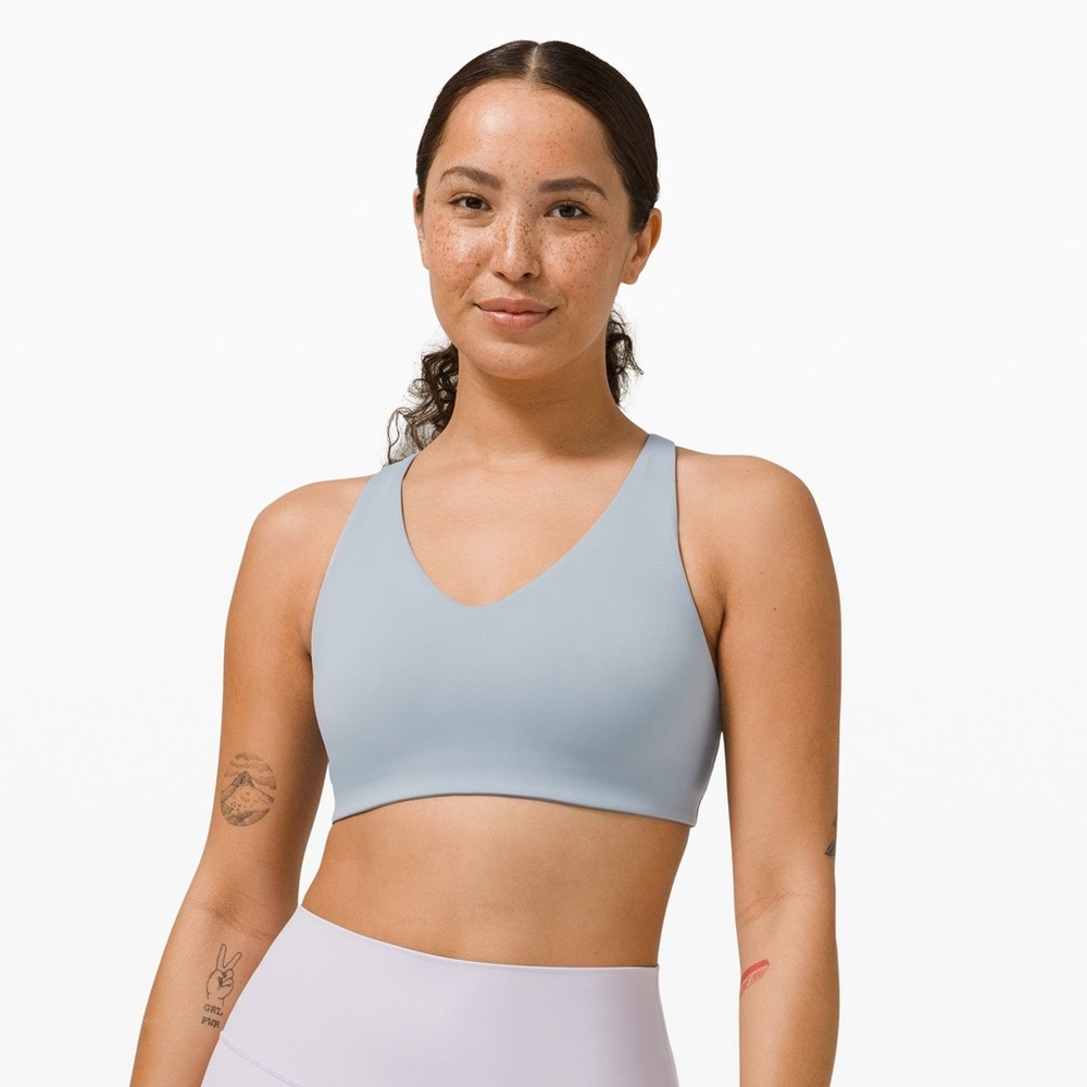 Lululemon IN ALIGNMENT RACERBACK BRA *LIGHT SUPPORT, B/C CUPS Chambray Size 6